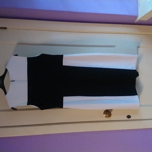 Chico's Off-White and Black Dress Size 2 / 12 - Picture 2 of 5